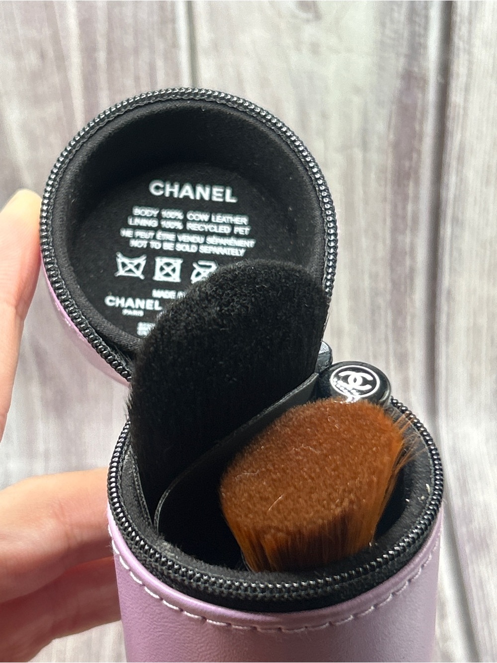 NIB CHANEL Limited Edition Set of 3 Makeup Brushes w/ Case Purple 135 Immortelle - Picture 4 of 14